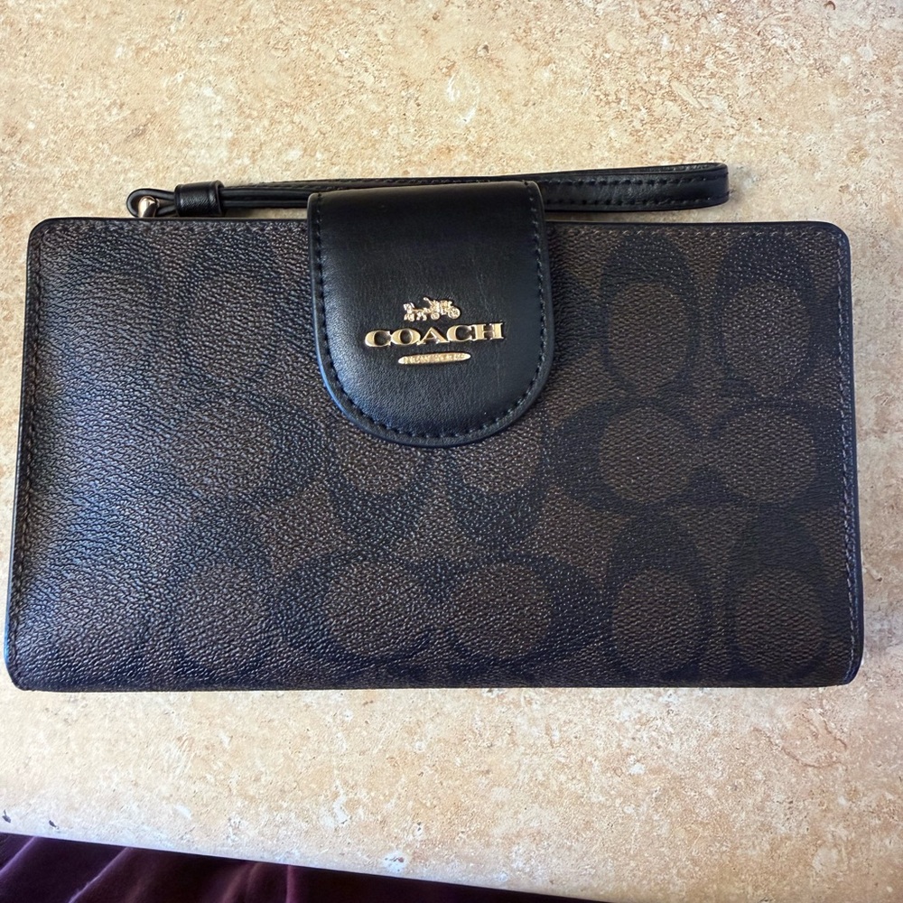 Coach Black and Brown Signature Wristlet